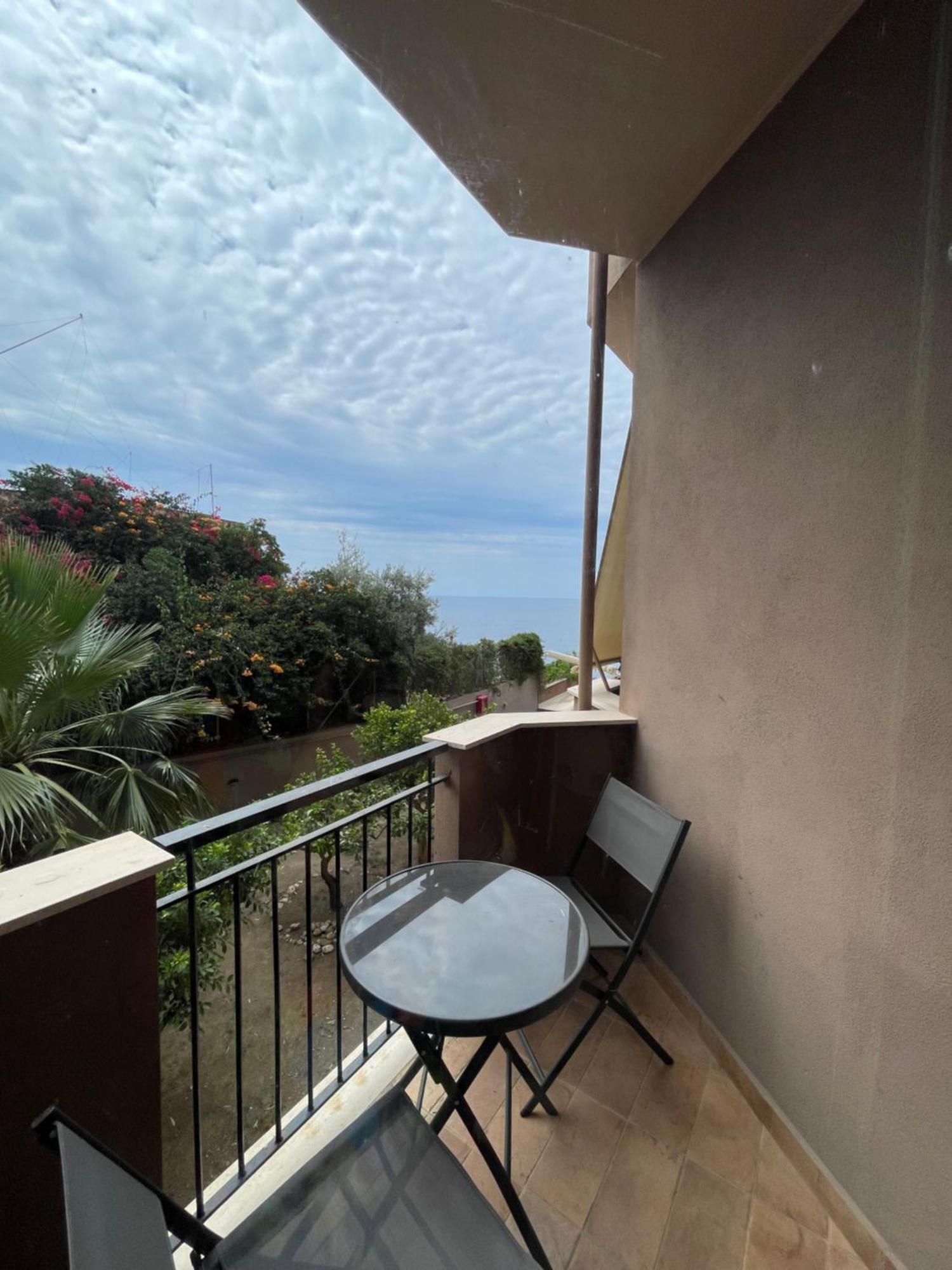Gli Appartamenti Di Francuzzo Teulada Quarto foto