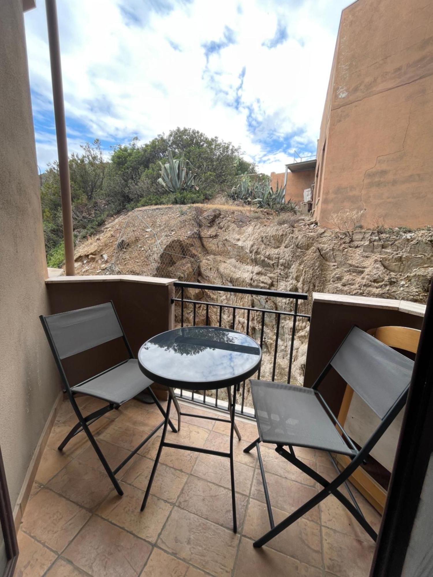 Gli Appartamenti Di Francuzzo Teulada Quarto foto