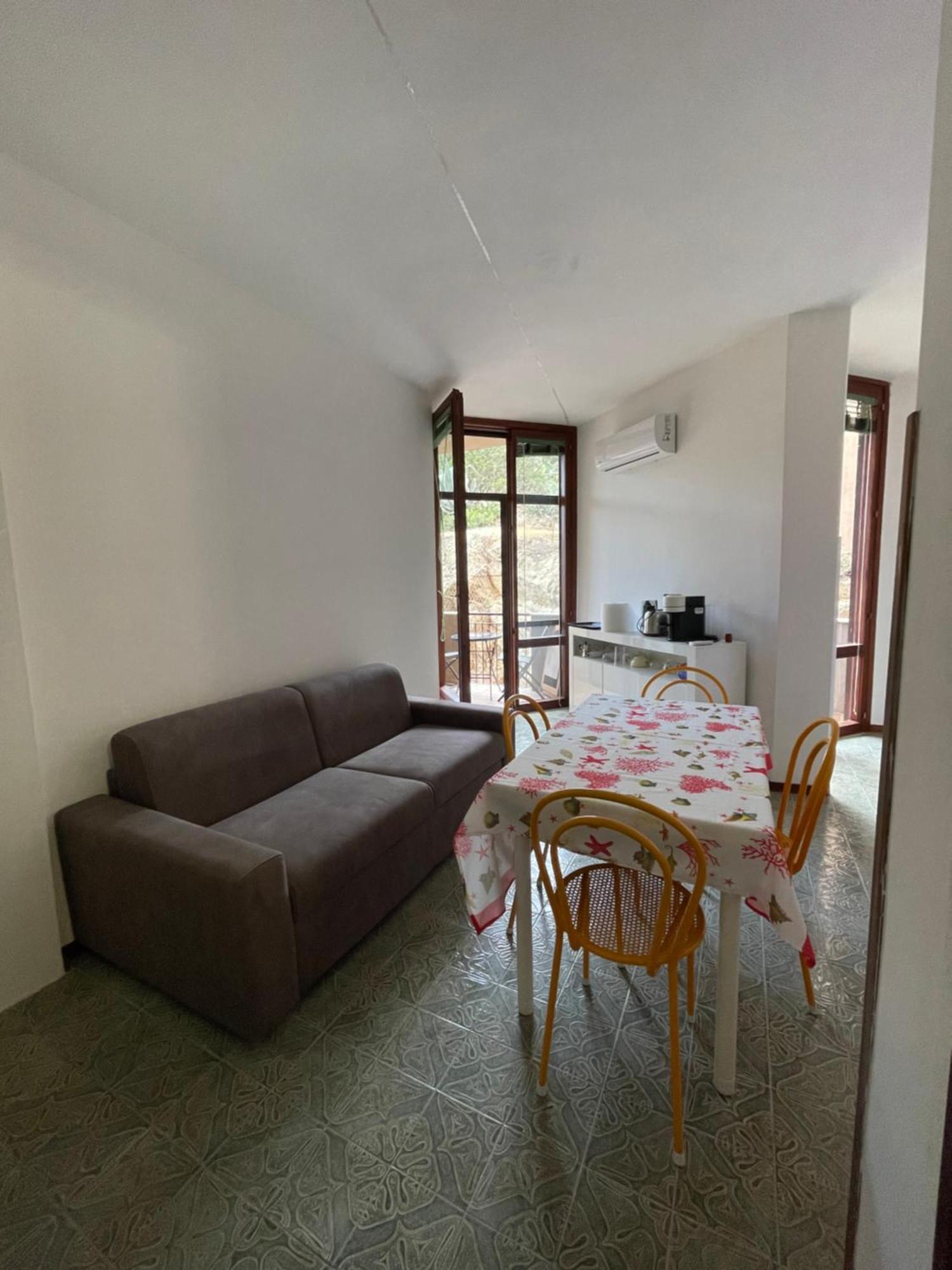 Gli Appartamenti Di Francuzzo Teulada Quarto foto